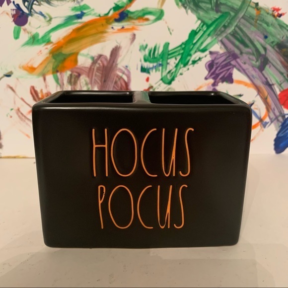 Hocus Pocus Halloween Bathroom Accessory Holder - Picture 1 of 4